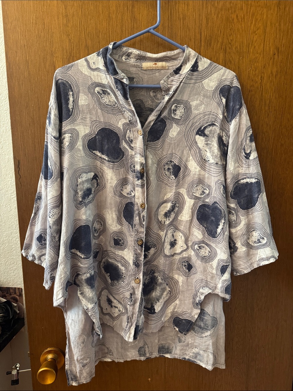 Relaxed Linen Button-Down Shirt in Blue and White Abstract Print